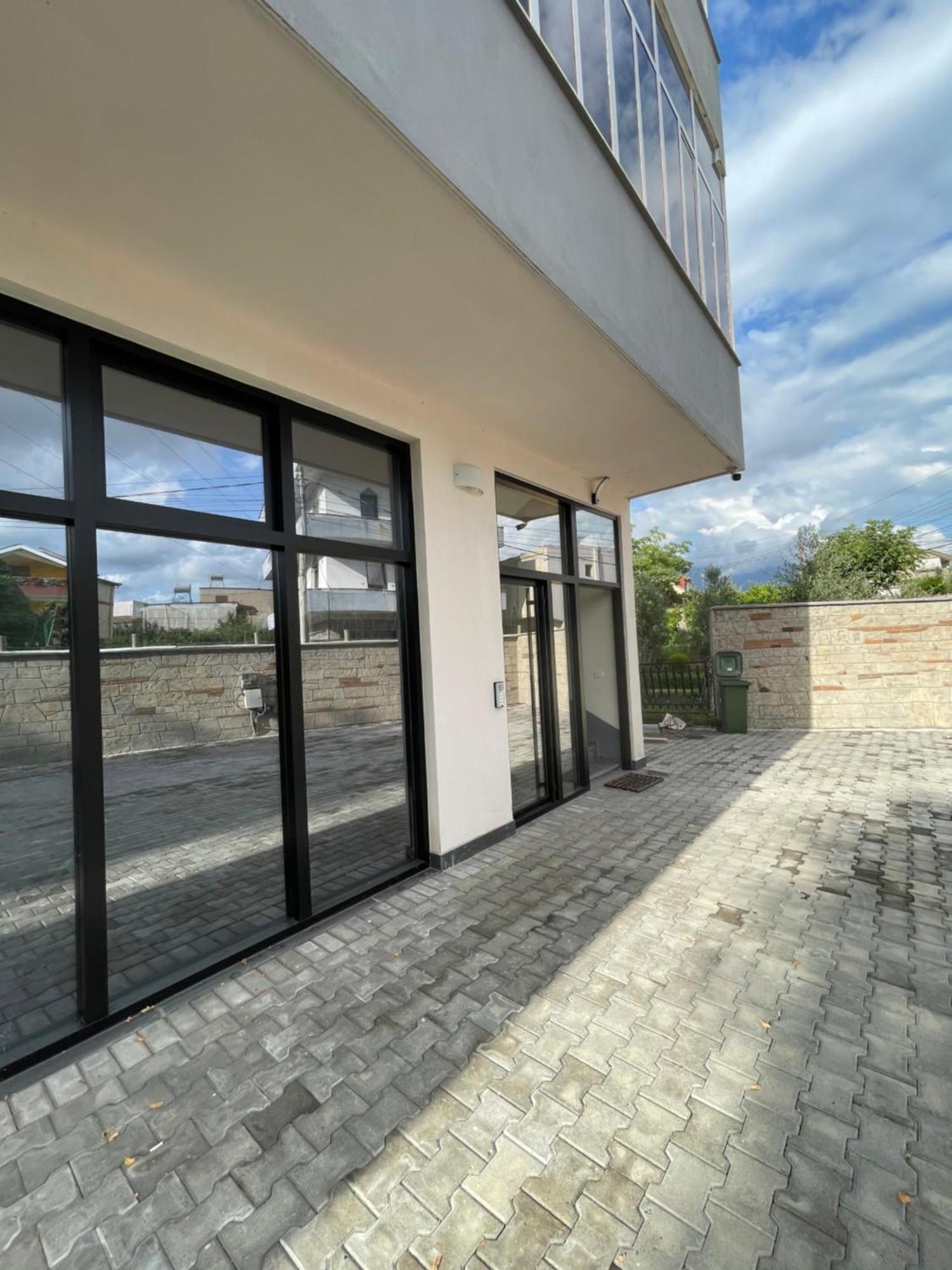 Franco Apartments Тирана Экстерьер фото